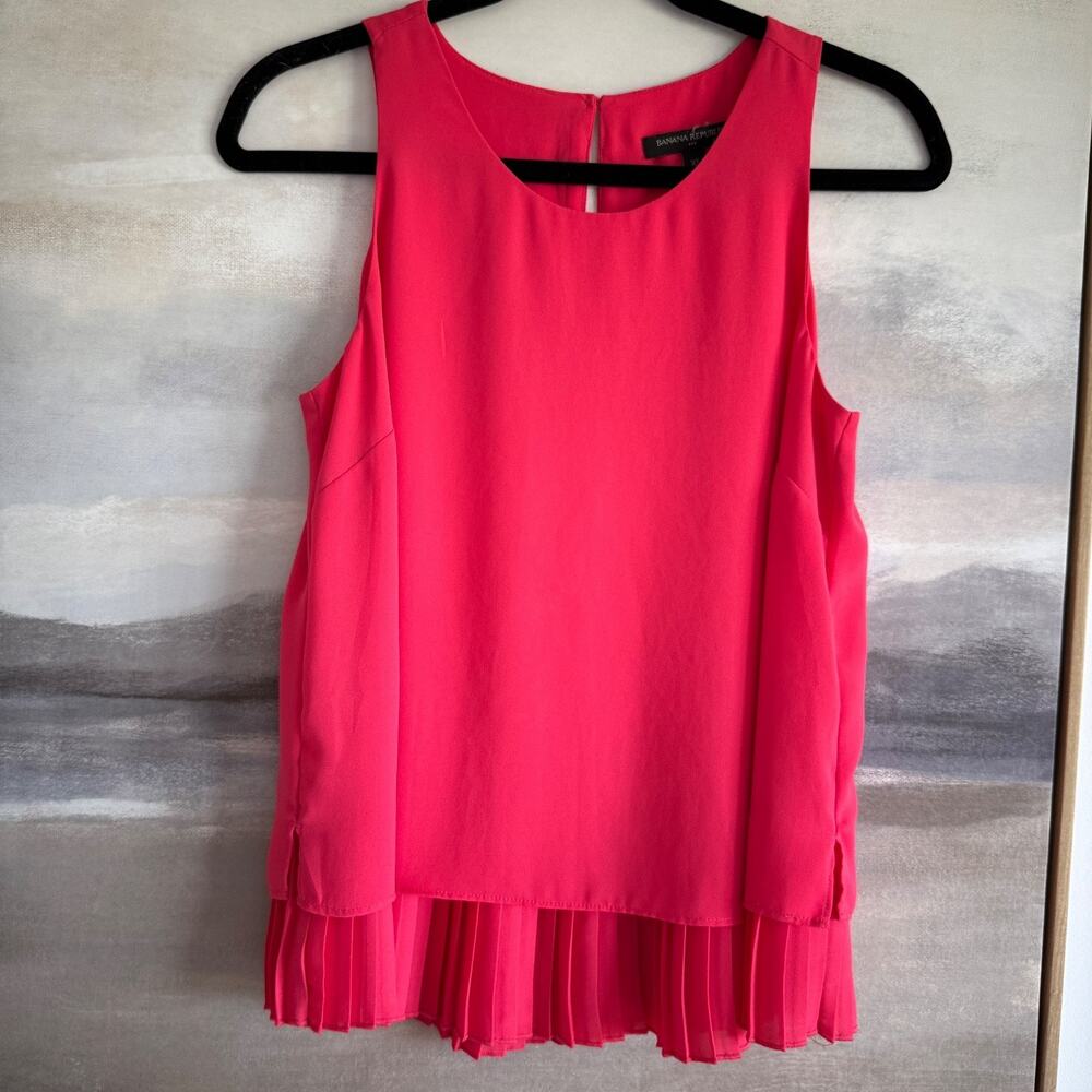 Banana Republic Hot Pink Ruffled Sleeveless Tank - XS